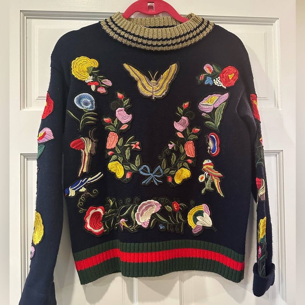 Central Park west embroiderer patch butterfly floral bow stripe navy sweater s